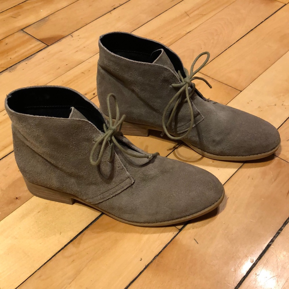 Suede desert boots